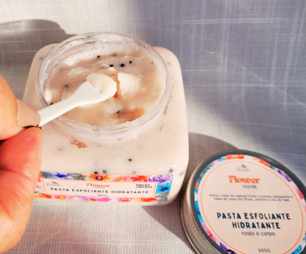 2 Pasta Esfoliante e Hidratante "Flower Collection"