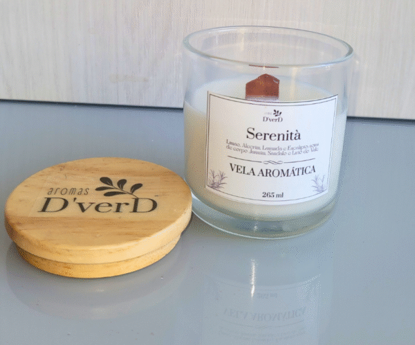13_20251027_172817_0012 Box de Natal III - Vela Aromática Serenità Pote com tampa madeira 265g