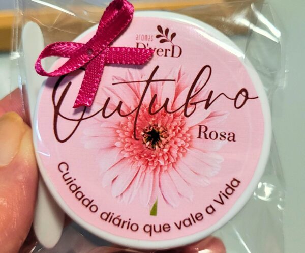 15 Latinha "Outubro Rosa" com Pasta Esfoliante Hidratante (10 unids) 30g.