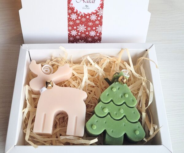 Caixa de Presente Serenità Vela Rena (cor off white) + Árvore Natalina (off white ou verde)