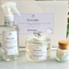 Trio Serenità (Aromatizador+Água de Lençol + Vela Aromática)
